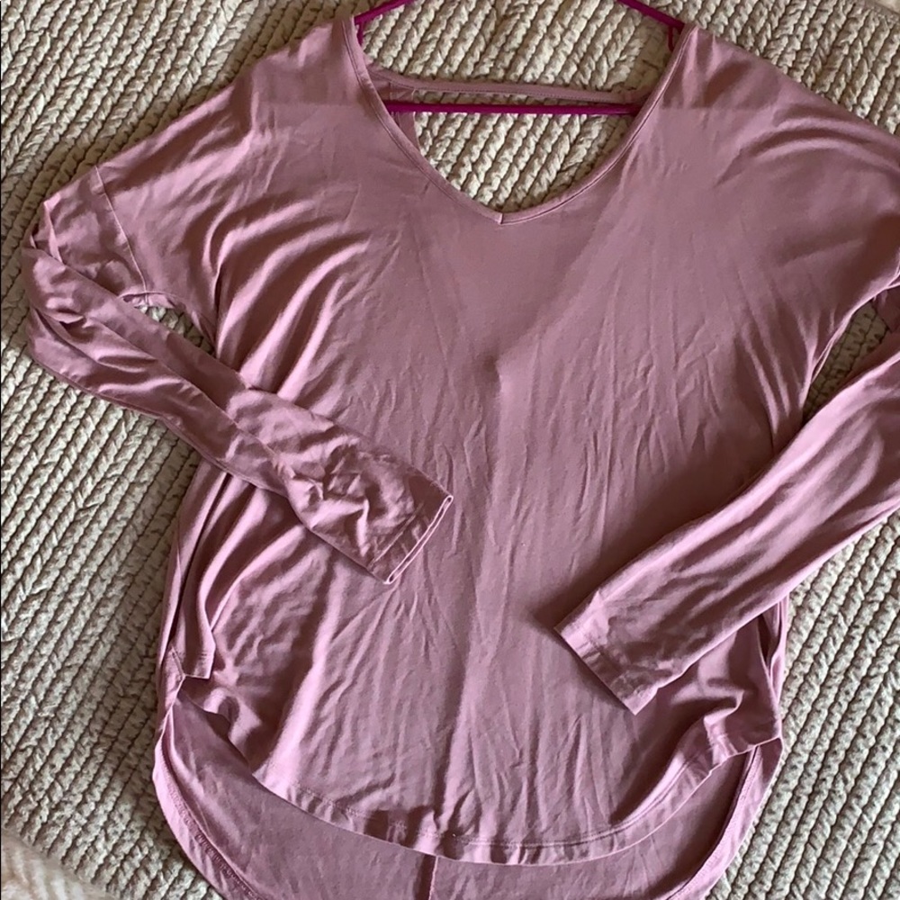 Gap light pink shirt